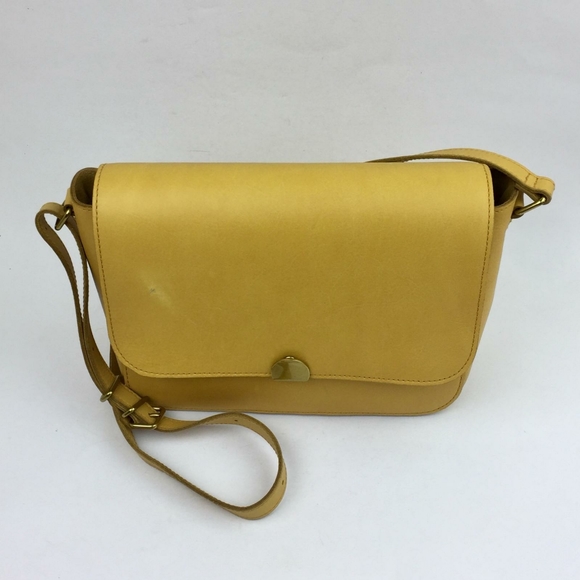 Madewell Abroad Leather Shoulder Bag - Picture 4 of 15